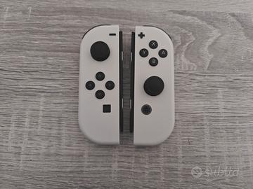 Joycon Bianchi Nintendo Switch OLED o CLASSICA