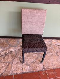 Sedie in polyrattan con spalliera in tessuto