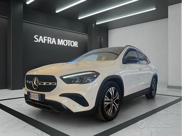 Mercedes-Benz GLA 180 d Auto Progressive Adva...
