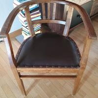 Poltroncina a pozzetto. 