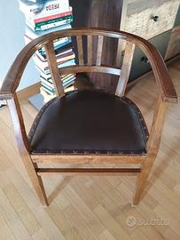 Poltroncina a pozzetto. 