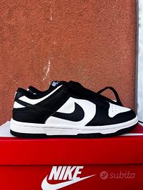 Nike Dunk Woman black and White