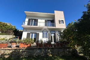 VILLA SINGOLA A SALERNO