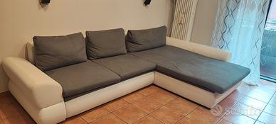 divano letto con penisola e contenitore 