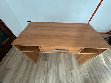 Scrivania Legno