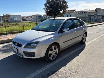 Ford Focus 1.6 TDCI 110 CV