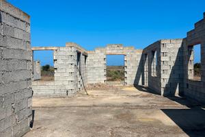 Terreno con progetto approvato a Mari Ermi