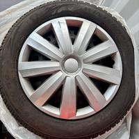 Firestone Winterhawk 4 185/60 R15 88 T  con cerchi