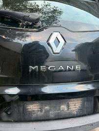 Renault megane sw  2012 pezzi di ricambio
