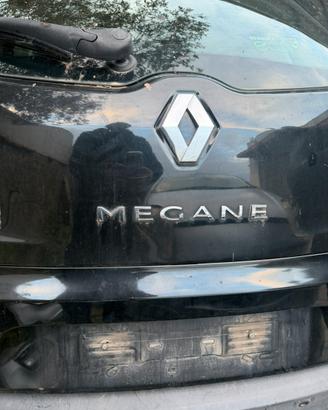 Renault megane sw  2012 pezzi di ricambio