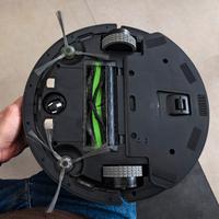 Robot aspirapolvere e lavapavimenti iRobot Roomba 