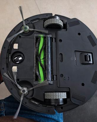 Robot aspirapolvere e lavapavimenti iRobot Roomba 