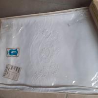 Asciugamani  in puro lino ricamati