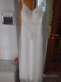 abito elegante bianco latte con brillantini 