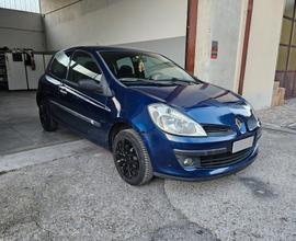 Renault Clio 1.2 16V 3 porte Le Iene