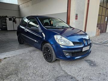 Renault Clio 1.2 16V 3 porte Le Iene