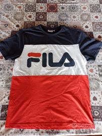 t-shirt  Fila.