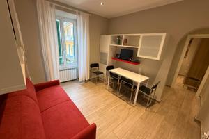 Bilocale con terrazza in pieno centro