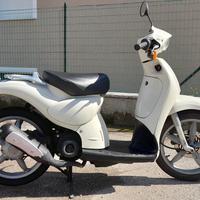 scooter Aprilia scarabeo 50cc