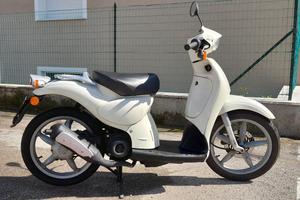 scooter Aprilia scarabeo 50cc