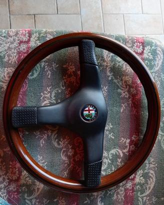 Volante in legno