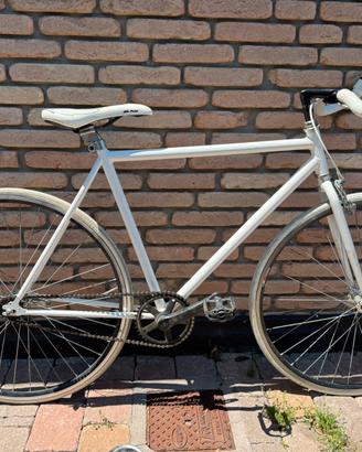Bicicletta Scattofisso vintage single speed