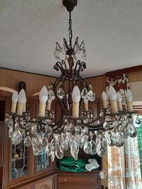 lampadari e servizi vintage 