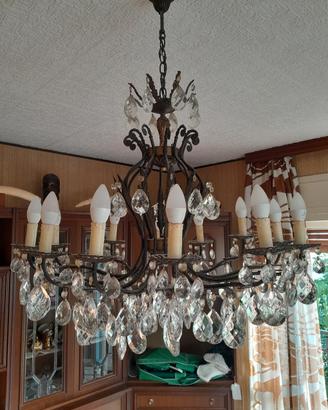 lampadari e servizi vintage 