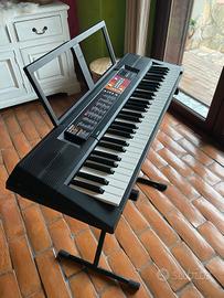 Tastiera musicale YAMAHA PSR-F51 con supporto