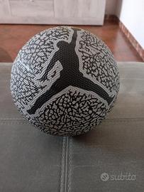 palla da basket della Jordan 