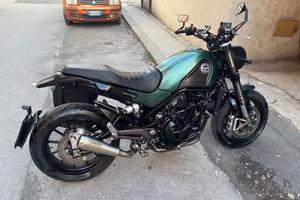 Moto Benelli Leoncino 500