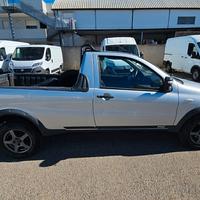 Fiat Strada 1,3 MTJ CABINA CORTA ANNO 2010