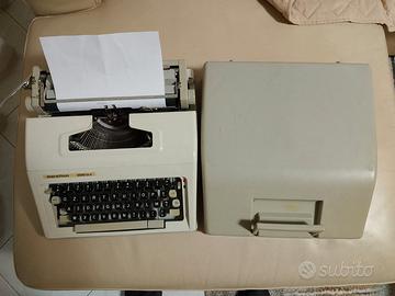 Macchina da scrivere MARATHON 2000 DLX