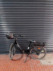 Bicicletta con pedalata assistita 