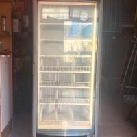 Frigorifero vetrina verticale Algida