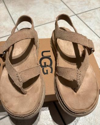 Sandali UGG