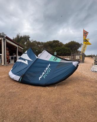 Naish Pivot 2025