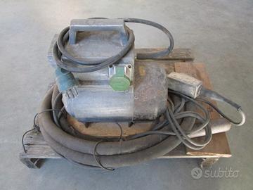 Vibratore per calcestruzzo