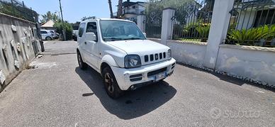 suzuki jimny 2011 1.3 16v benzina