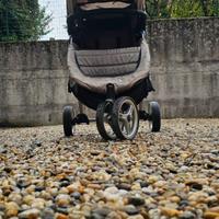 Pasegino SityMuni baby jogger per bambini.