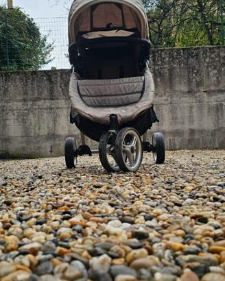 Pasegino SityMuni baby jogger per bambini.
