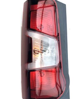 FANALE FANALINO POSTERIORE BERLINGO PEUGEOT PARTNE