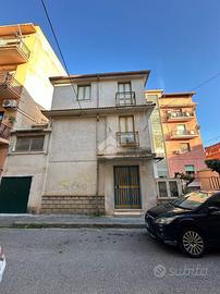 2 LOCALI A TREBISACCE