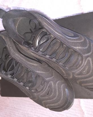 NIKE AIR MAX 720 CON SCATOLA