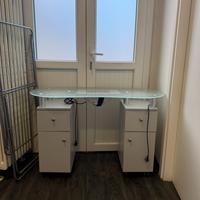 Tavolino per ricostruzione unghie