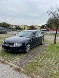 Audi A4 2.5 tdi V6 leggere descrizione