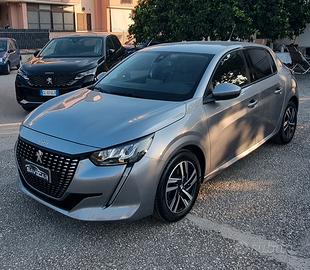 Peugeot 208 Allure Navi Pack - 2020