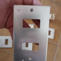 Pulsanti prese interruttori placchette Bticino