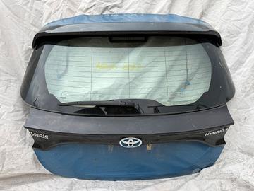 PORTELLONE BAULE POSTERIORE YARIS 2020