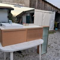 Mobile Bagno con Piano in Marmo e Colona